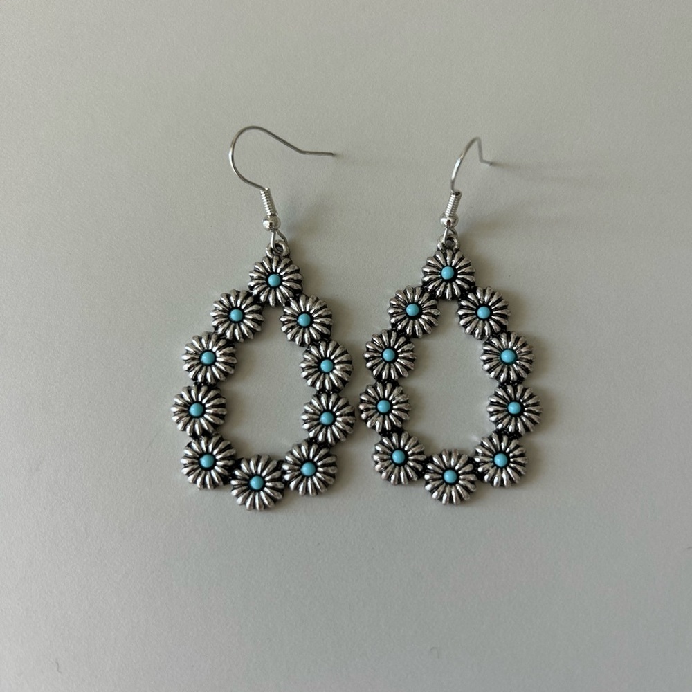 Silver and Turquoise Daisy Flower Chandelier Earrings